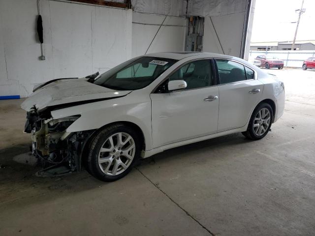 NISSAN MAXIMA S
