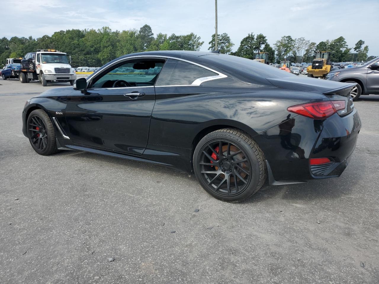 INFINITI Q60 RED SPORT 400