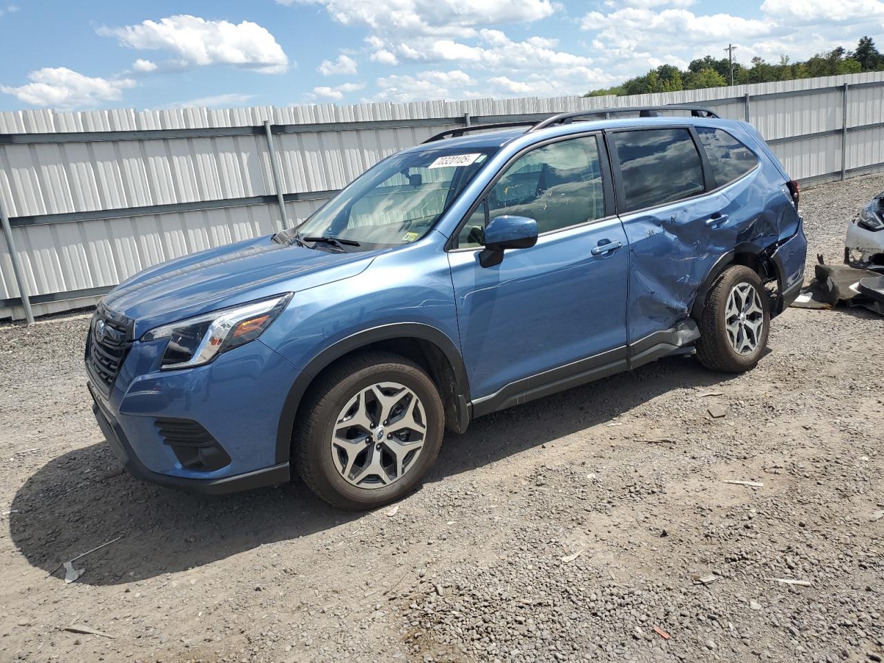 SUBARU FORESTER PREMIUM