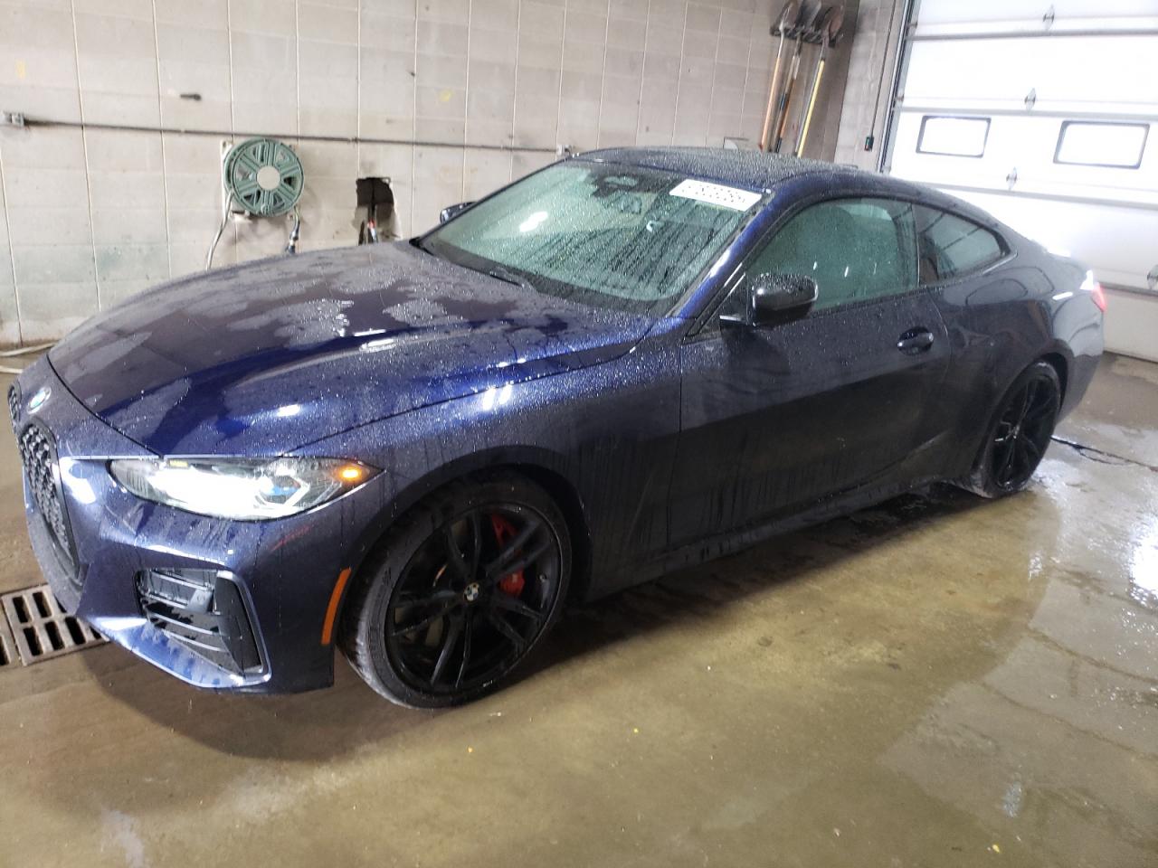 BMW M4 M440XI