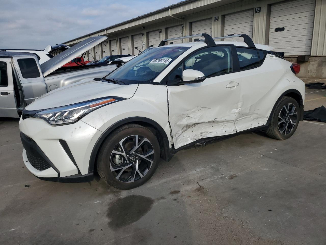 TOYOTA C-HR XLE