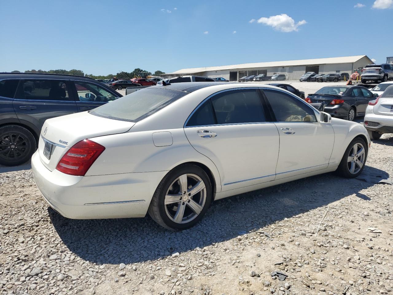 MERCEDES-BENZ S-CLASS 550 4MATIC