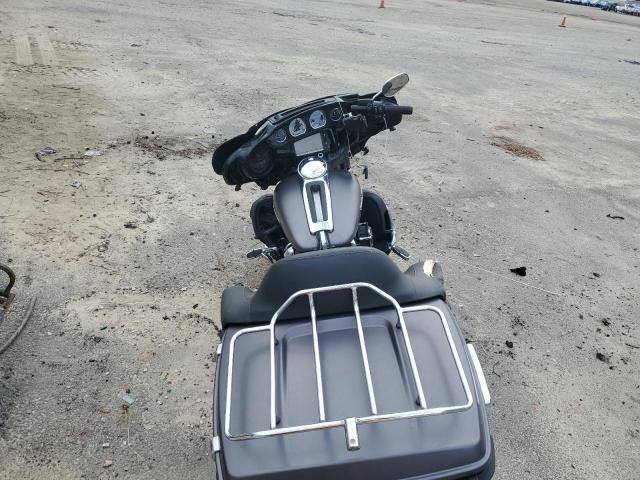 2017 HARLEY-DAVIDSON FLHTK ULTRA LIMITED 1HD1KED16HB648360