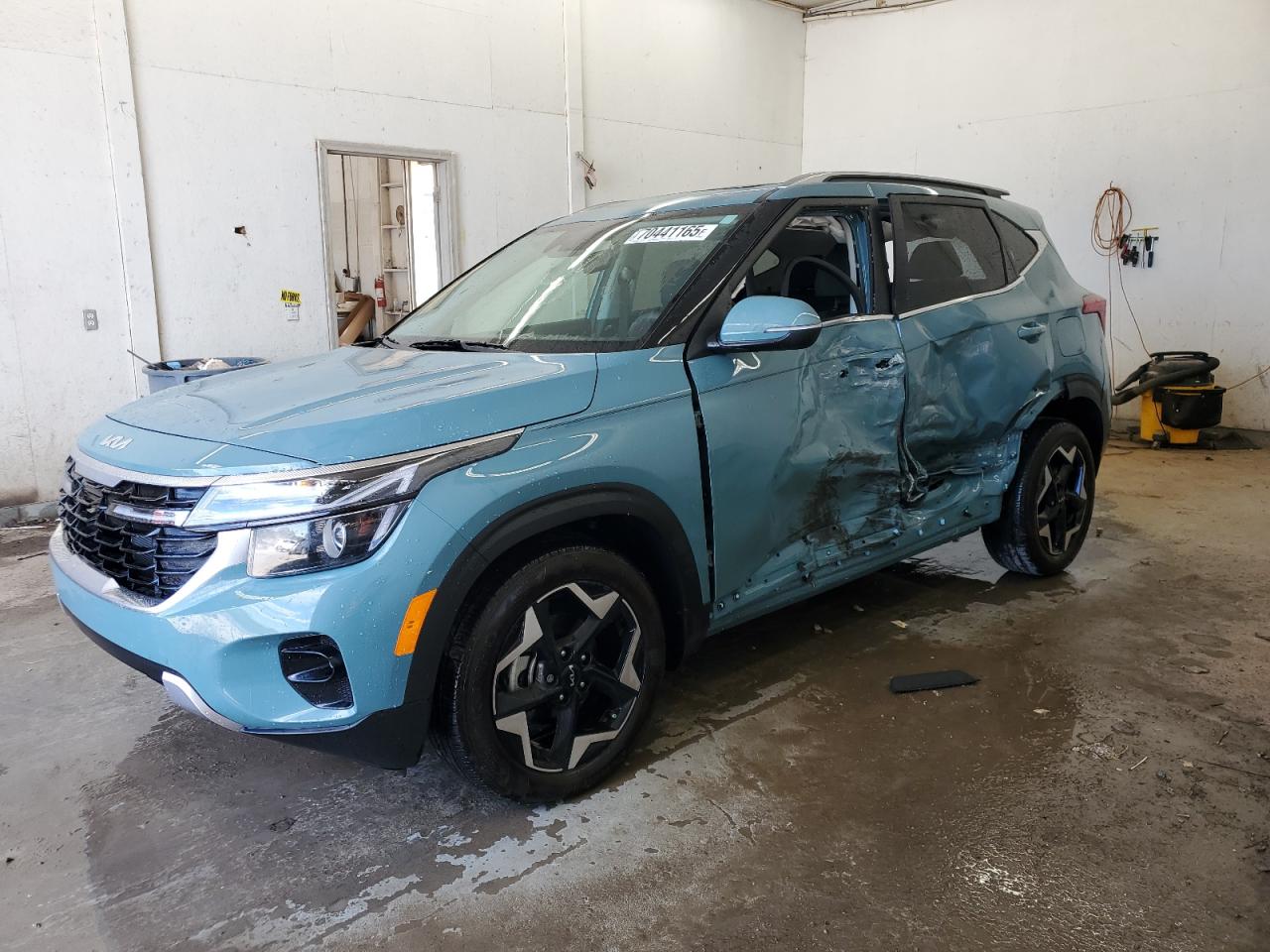 KIA SELTOS EX