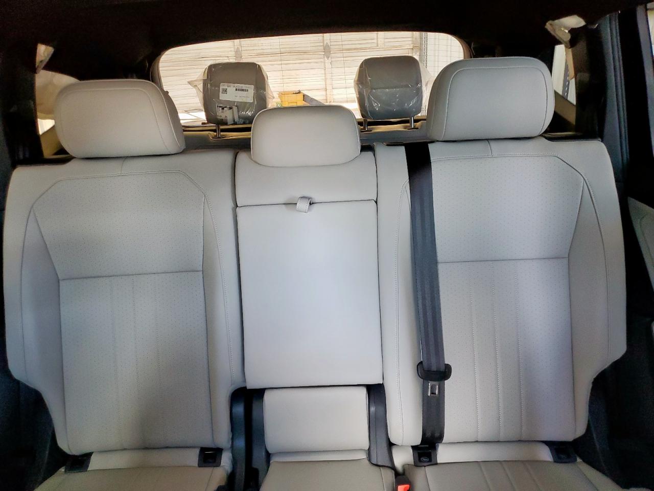 VOLKSWAGEN TIGUAN SE R-LINE BLACK