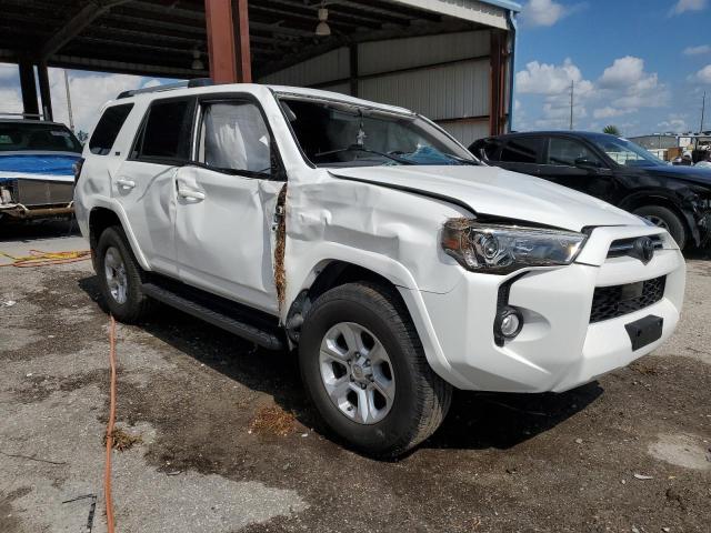 2020 TOYOTA 4RUNNER SR JTEBU5JR0L5815812
