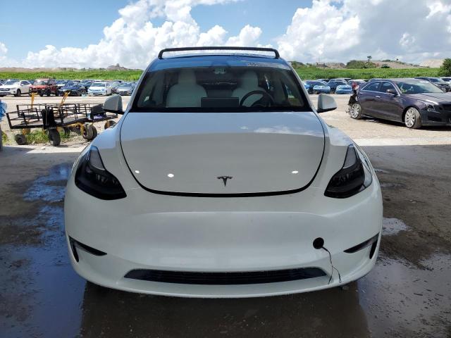 2024 TESLA MODEL Y 7SAYGDEE5RF157017