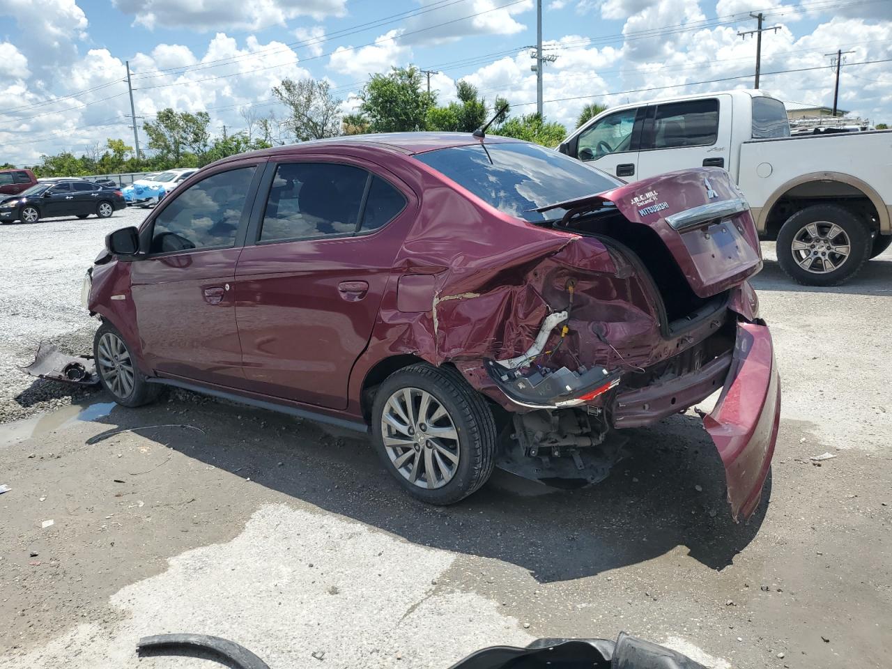 MITSUBISHI MIRAGE G4 ES