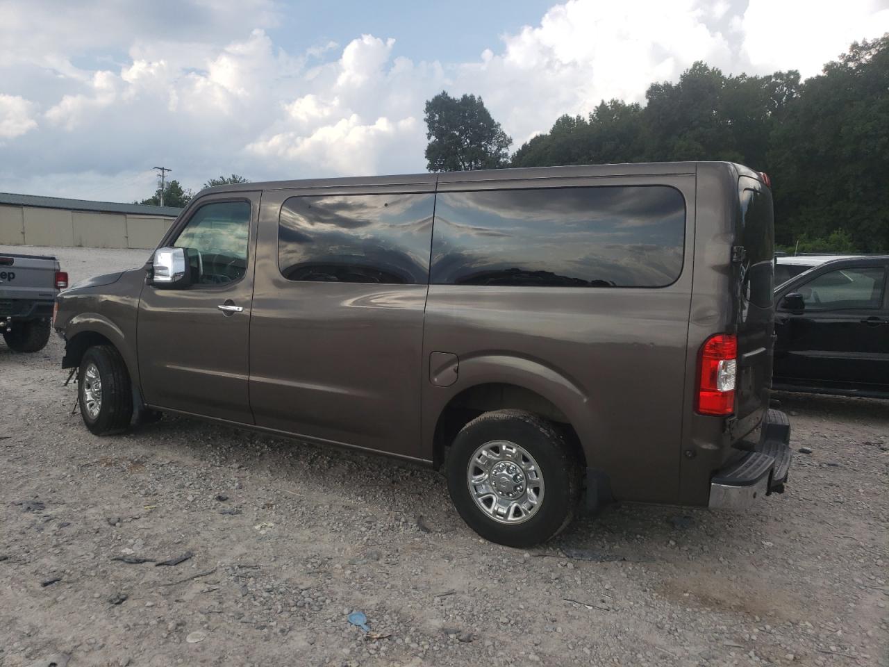 NISSAN NV3500 3500 S