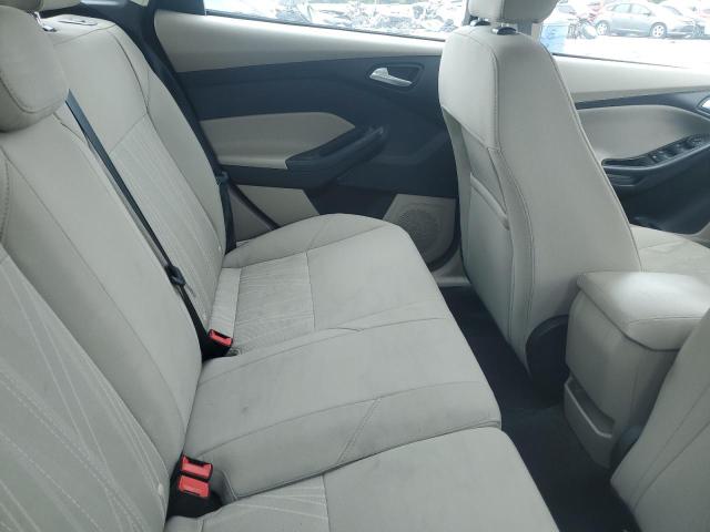 2017 FORD FOCUS SE 1FADP3K26HL253028