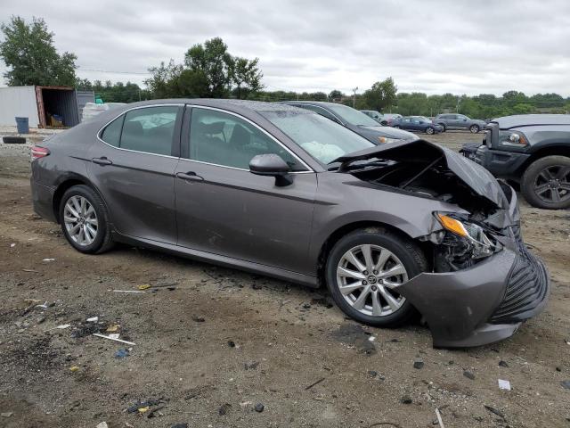 2018 TOYOTA CAMRY L 4T1B11HK5JU024978