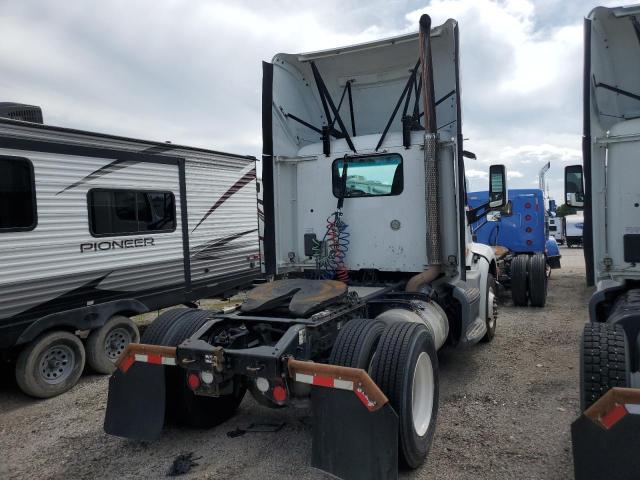 PTRB 579 2016 white tractor diesel 1XPBA48X0GD339664 photo #4