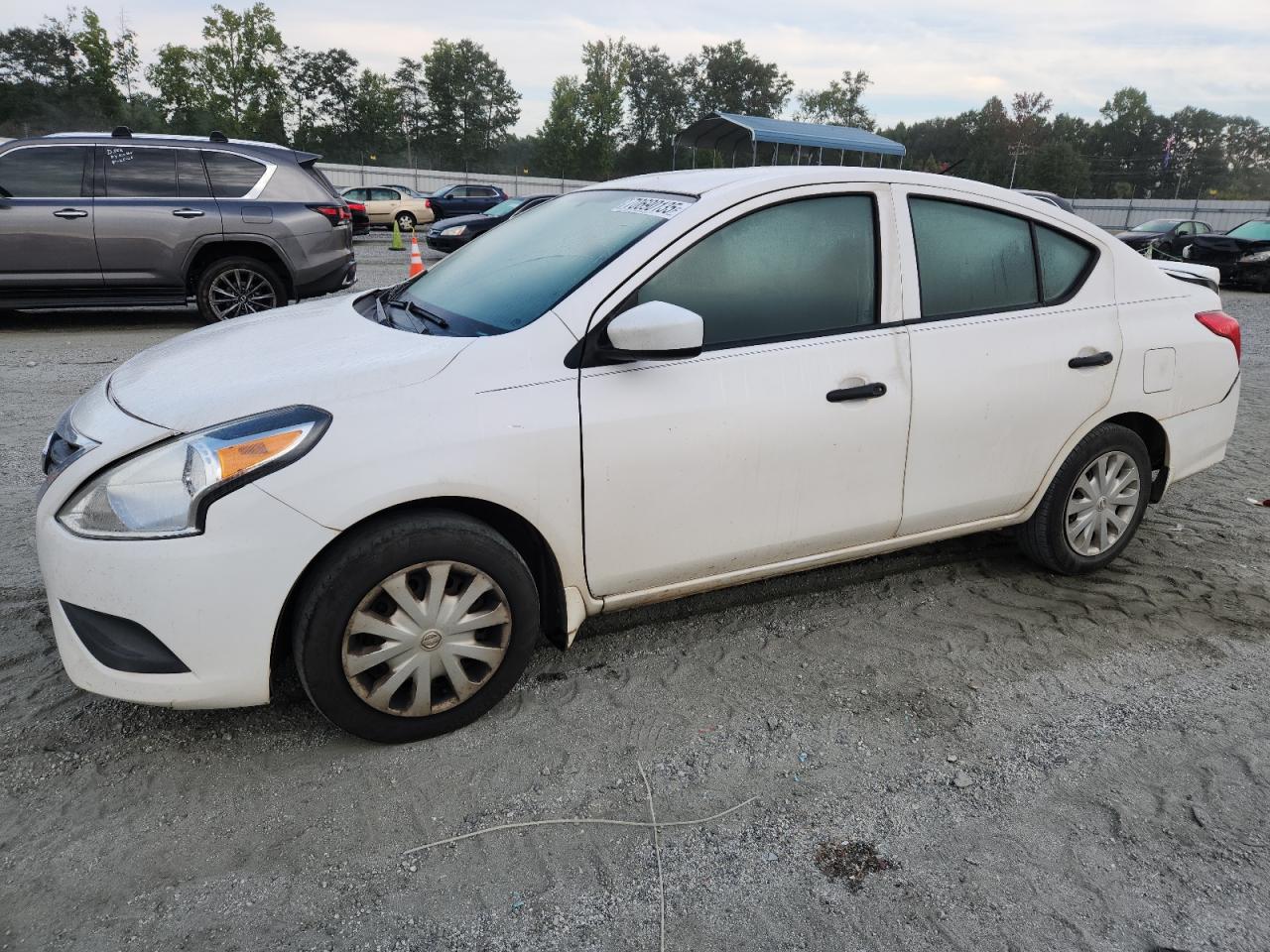 NISSAN VERSA S