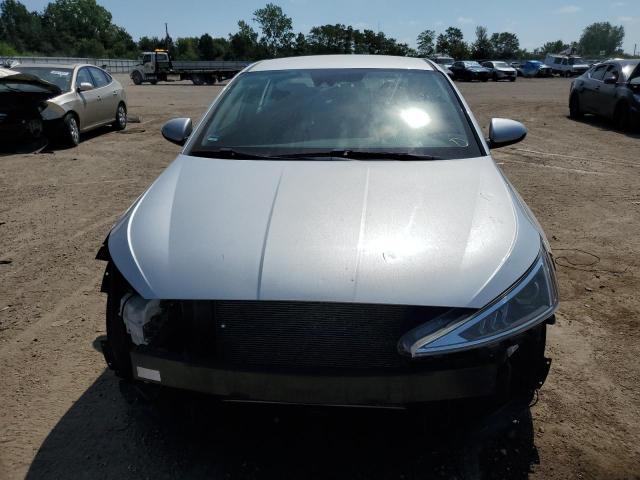 2019 HYUNDAI ELANTRA SE - 5NPD84LF4KH462066