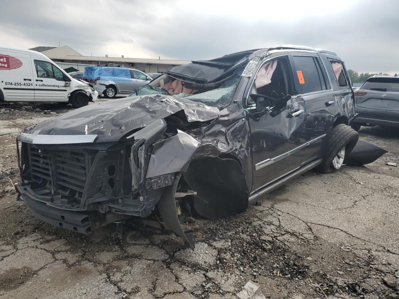 CADILLAC ESCALADE PREMIUM