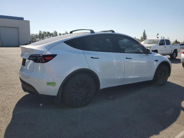 2023 TESLA MODEL Y 7SAYGDEE6PA102361