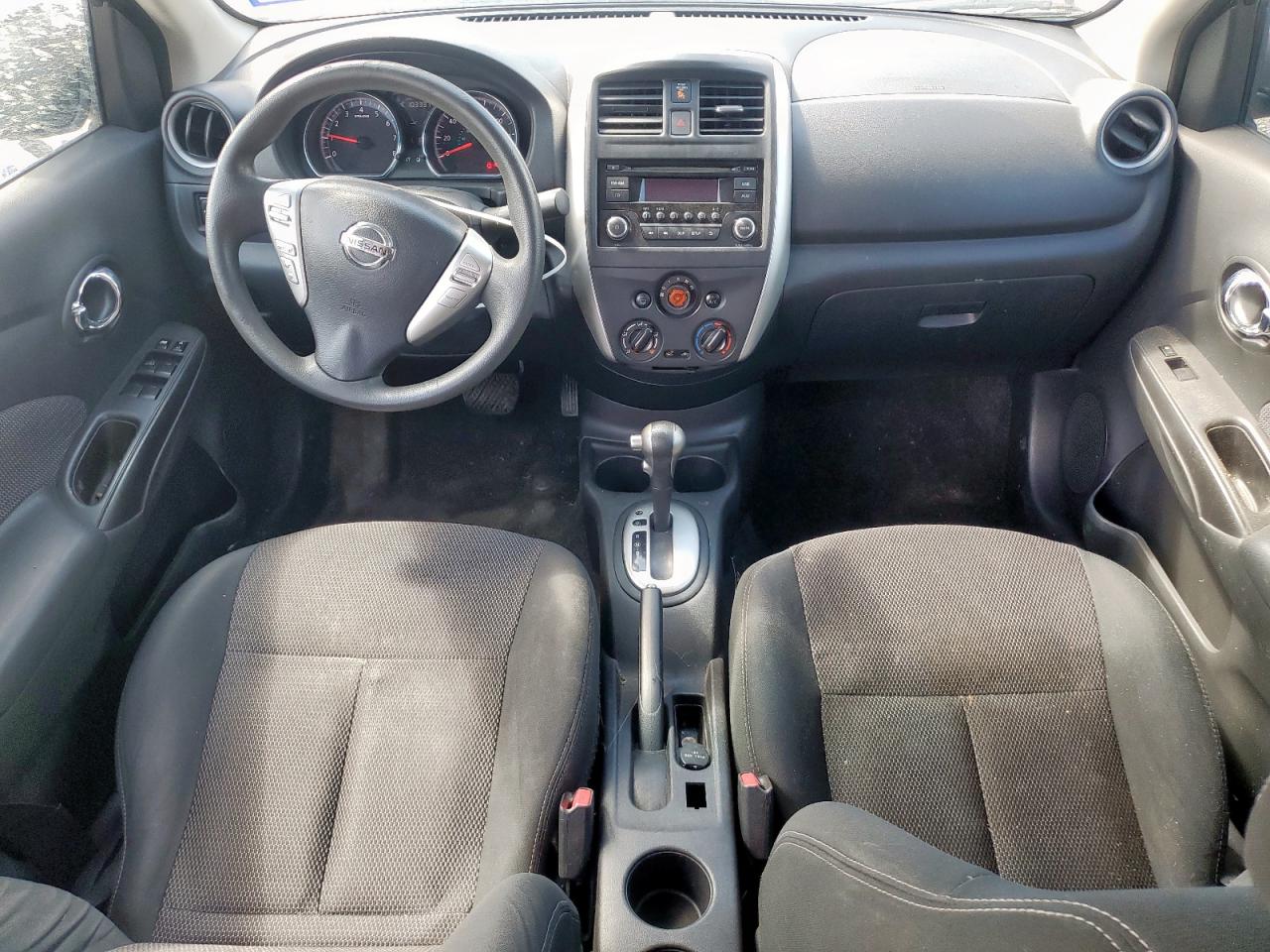 NISSAN VERSA S
