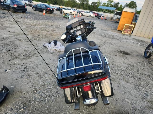 2017 HARLEY-DAVIDSON FLHTCU ULT 1HD1FCC12HB640220