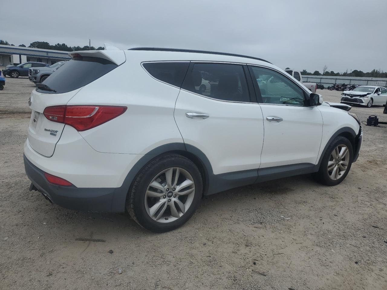 HYUNDAI SANTA FE SPORT