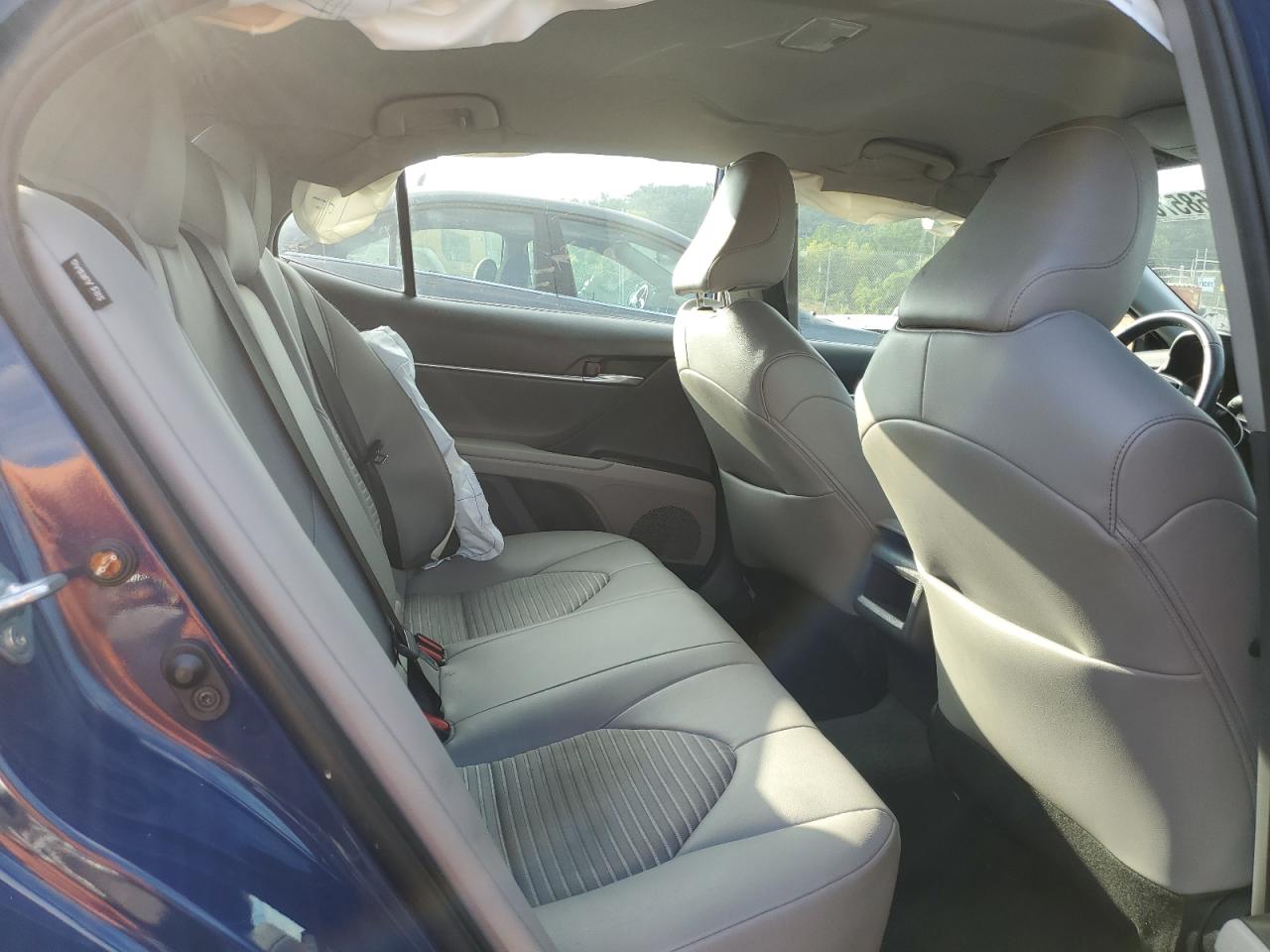 TOYOTA CAMRY SE NIGHT SHADE