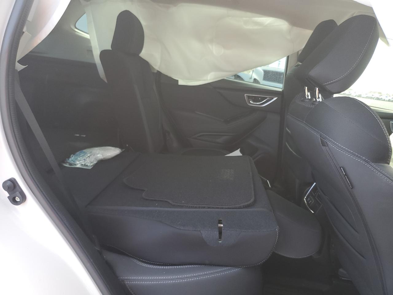 SUBARU FORESTER PREMIUM