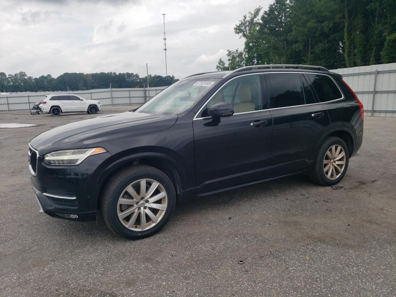 VOLVO XC90 T6