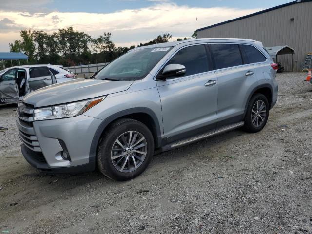 2019 TOYOTA HIGHLANDER SE 5TDKZRFH8KS571543
