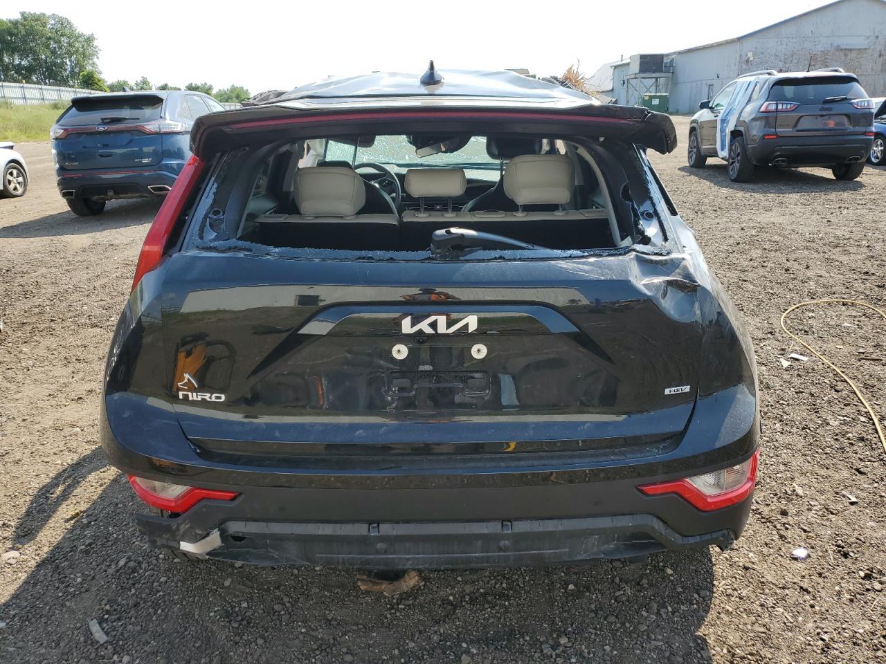 KIA NIRO EX