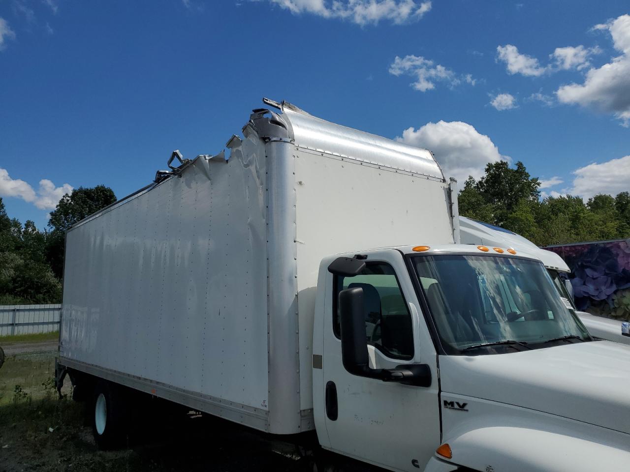 Lot #3266755393 2020 INTERNATIONAL MV607