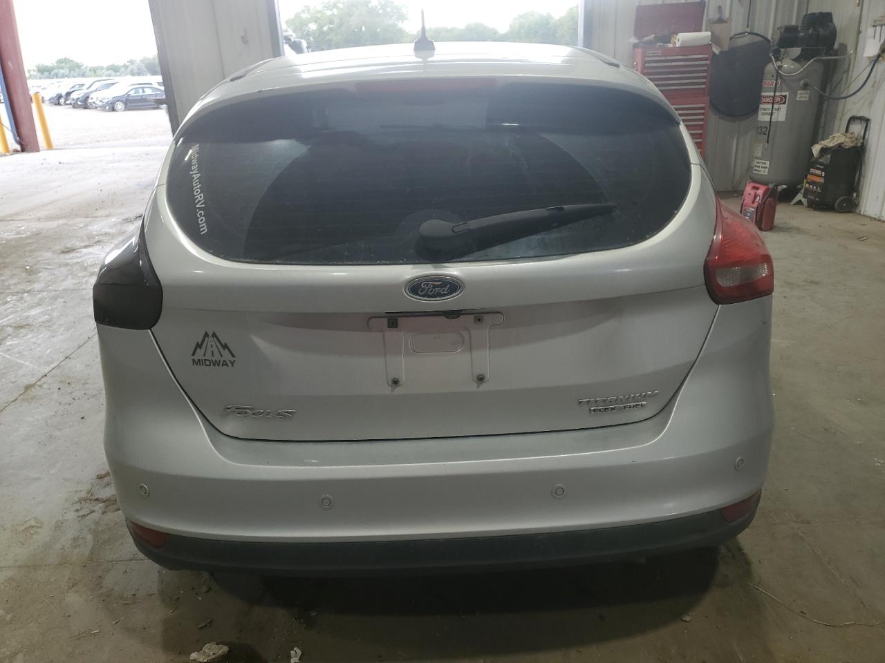 FORD FOCUS TITANIUM