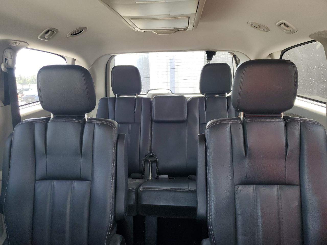 CHRYSLER TOWN & COUNTRY TOURING