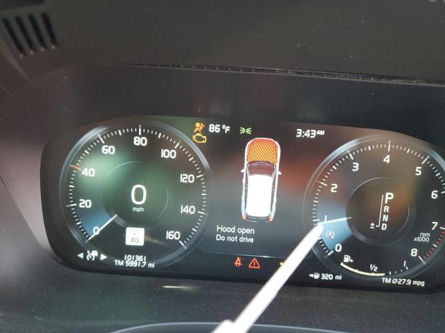 2018 VOLVO XC60 T5 MOMENTUM YV4102RK6J1051211