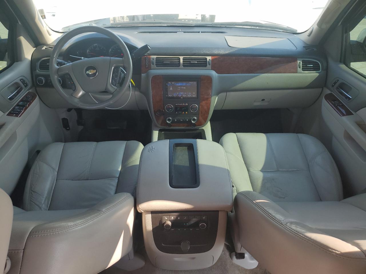 CHEVROLET TAHOE K1500 LT