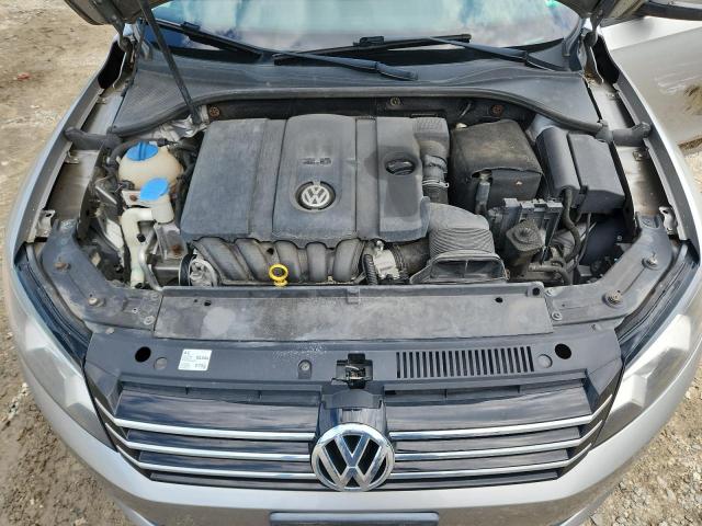 2014 VOLKSWAGEN PASSAT S - 1VWAP7A39EC013852
