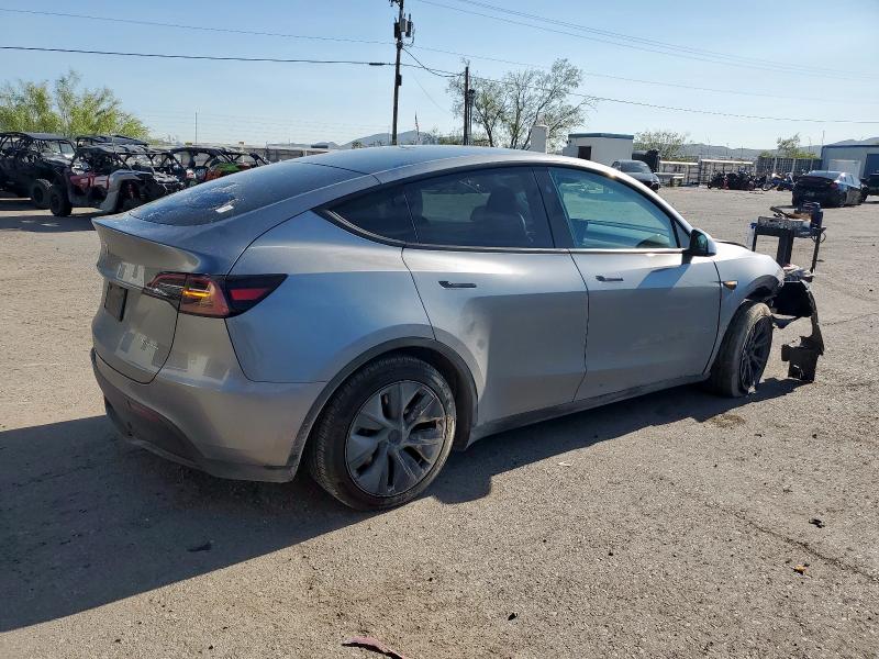 2024 TESLA MODEL Y 7SAYGAEE6RF099983