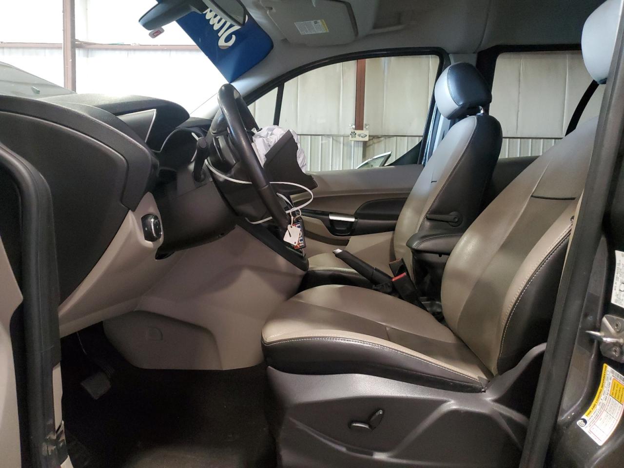 FORD TRANSIT CONNECT TITANIUM