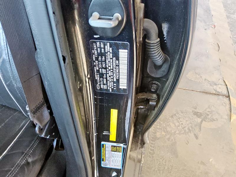 2015 HYUNDAI GENESIS 3. KMHGN4JE6FU080936