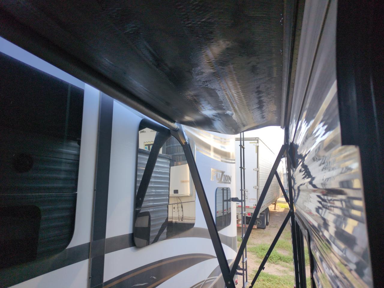 Lot #3246188096 2021 KEYSTONE COLEMAN 274BH LANTERN EDITIO