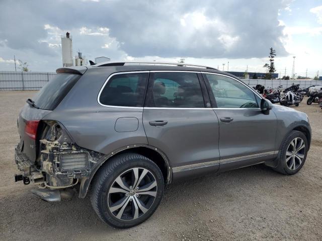2017 VOLKSWAGEN TOUAREG WO WVGRF7BP3HD002656