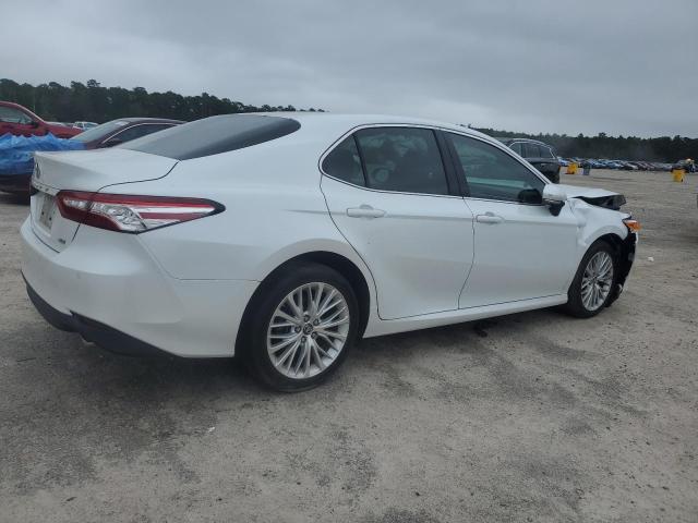 2018 TOYOTA CAMRY L - 4T1B11HK3JU066386