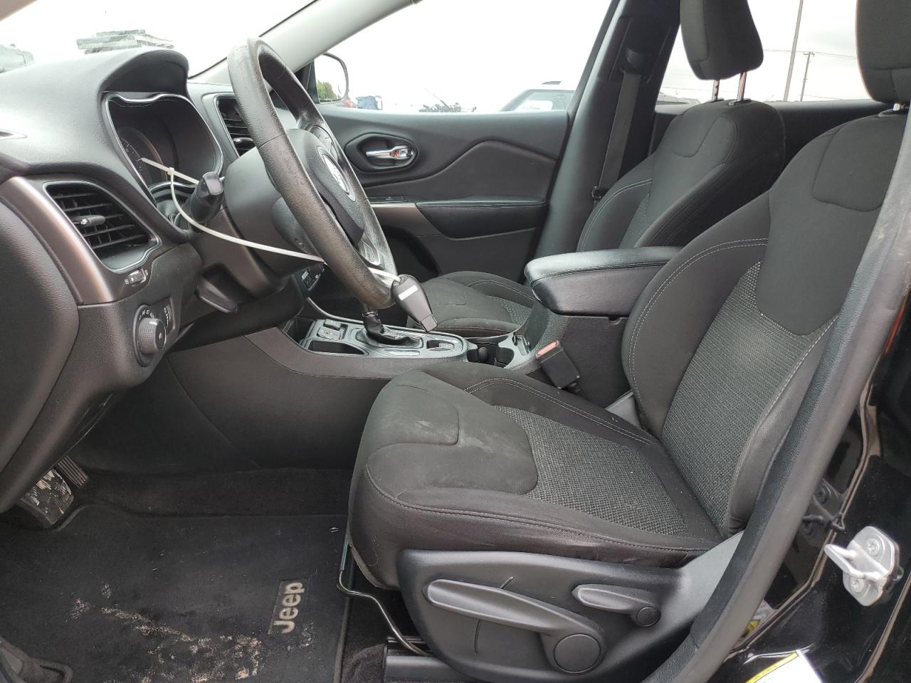 JEEP GRAND CHEROKEE LATITUDE