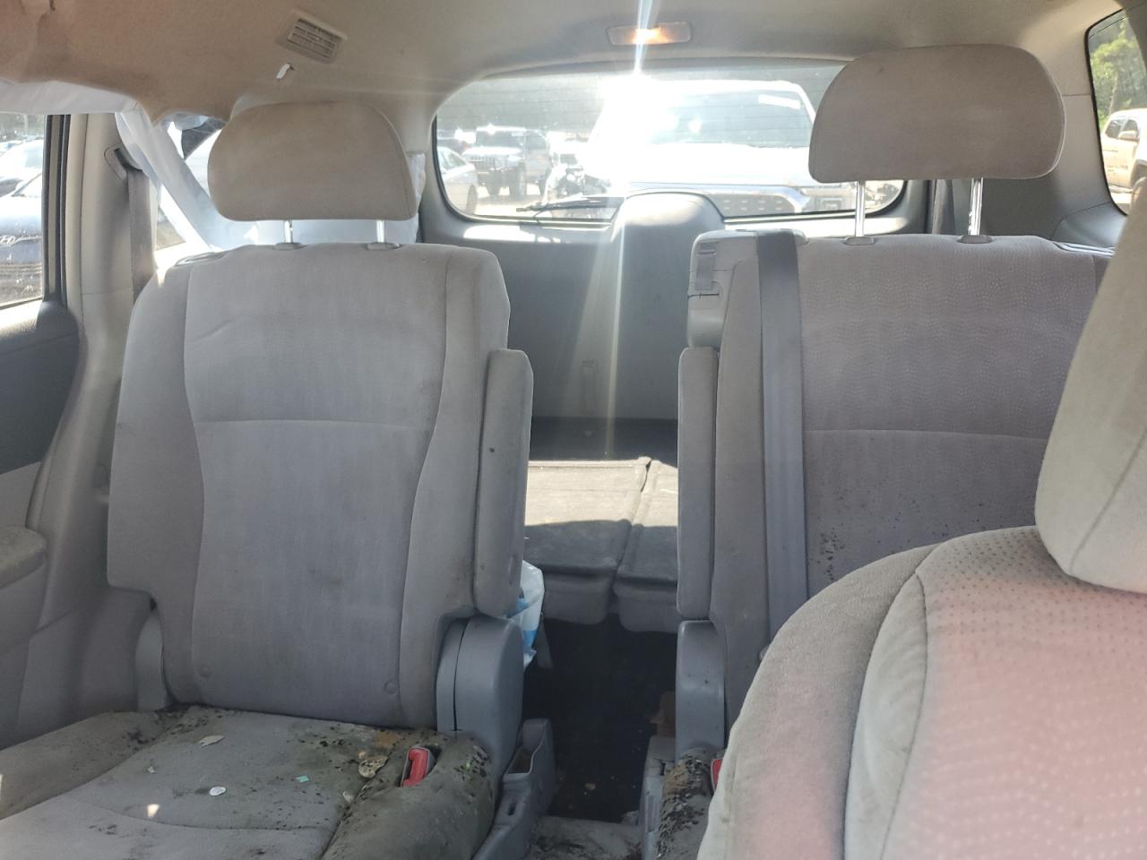 TOYOTA HIGHLANDER BASE