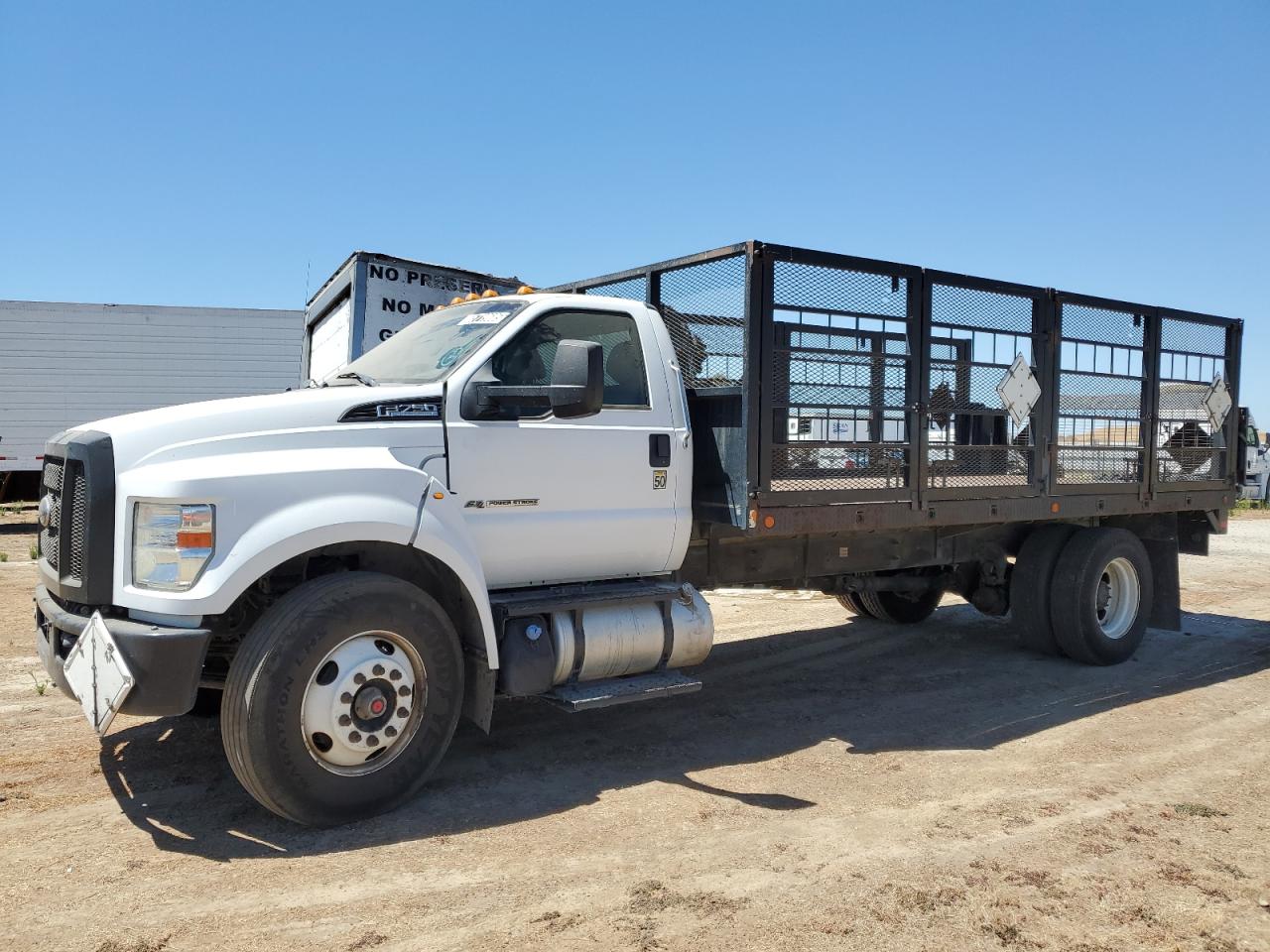 FORD F-750 SUPER DUTY