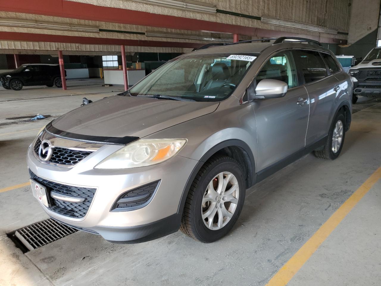 MAZDA CX-9