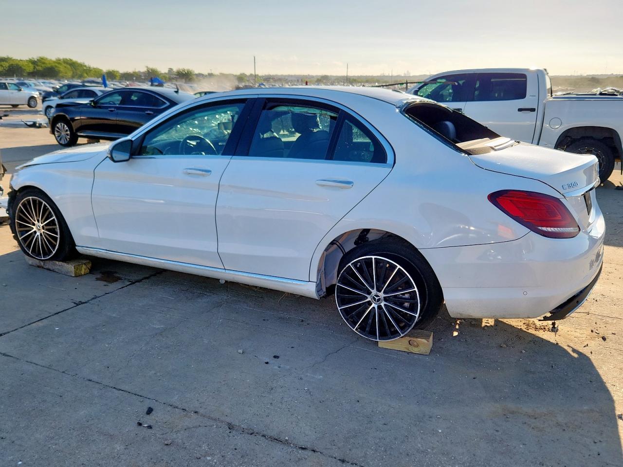 MERCEDES-BENZ C-CLASS 300