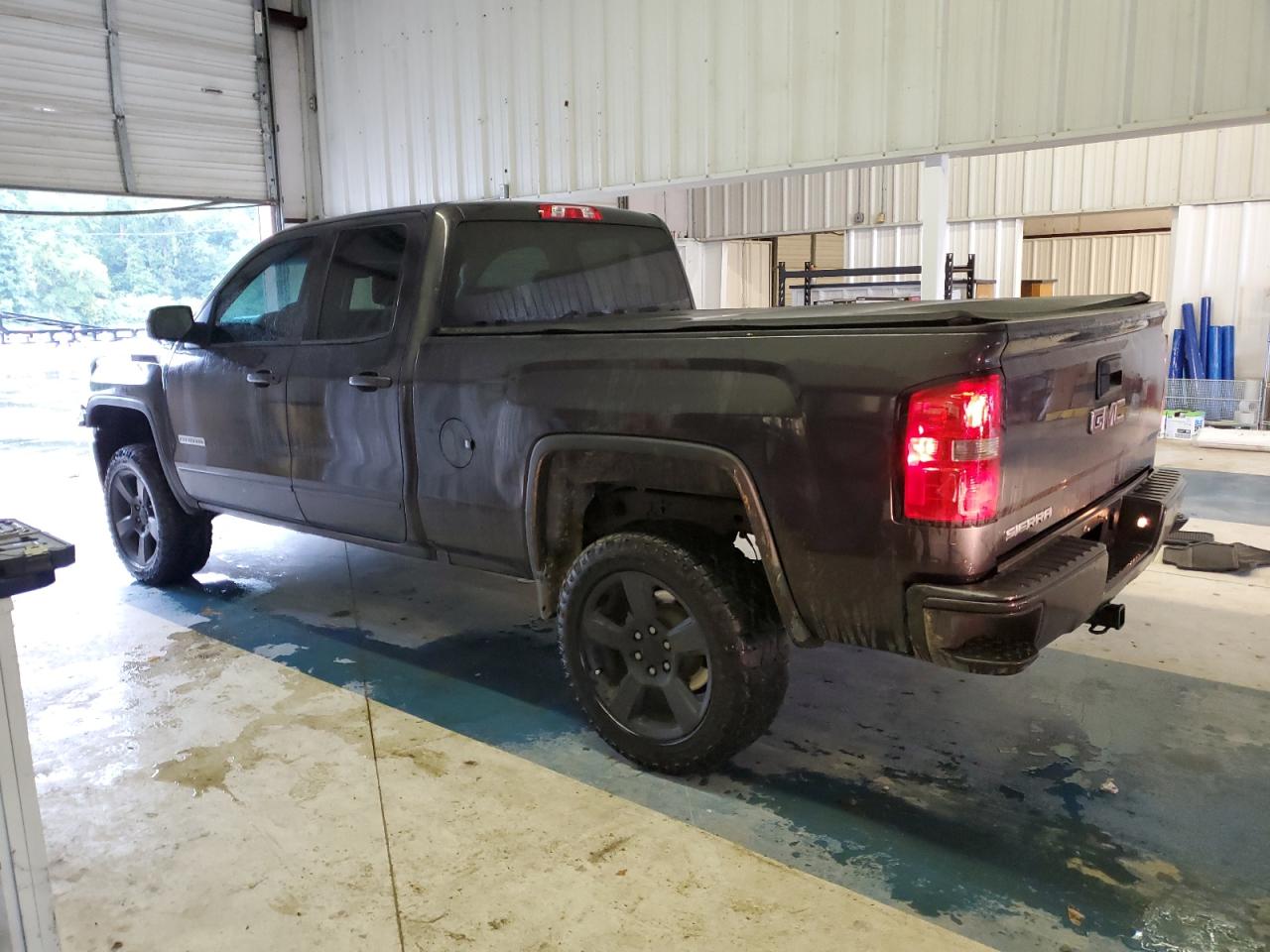 GMC SIERRA 1500 K1500