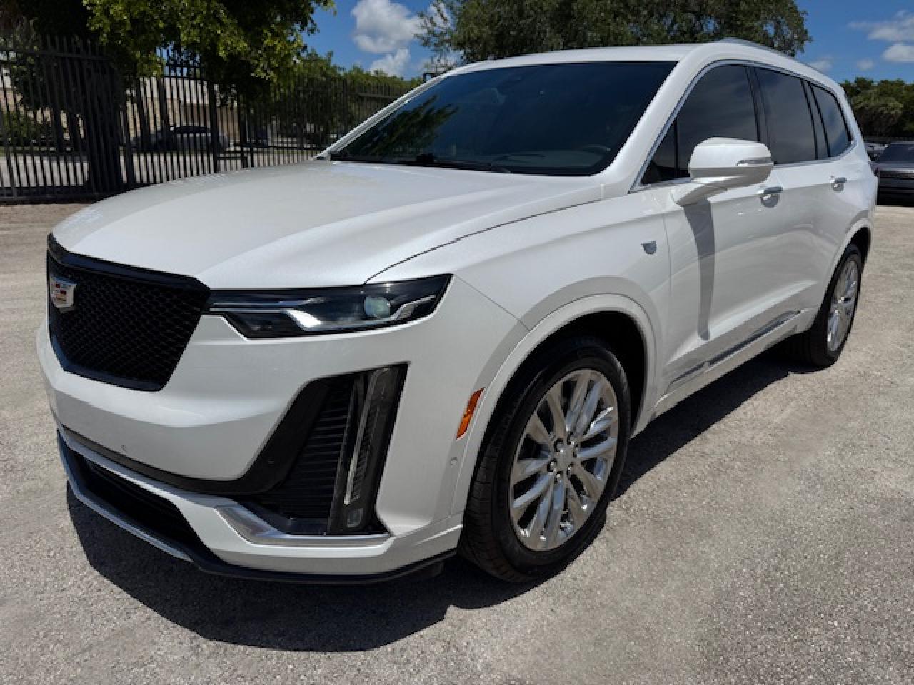 CADILLAC XT6 PREMIUM LUXURY