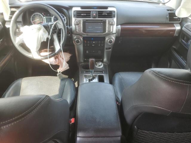 2019 TOYOTA 4RUNNER SR JTEBU5JR8K5689827