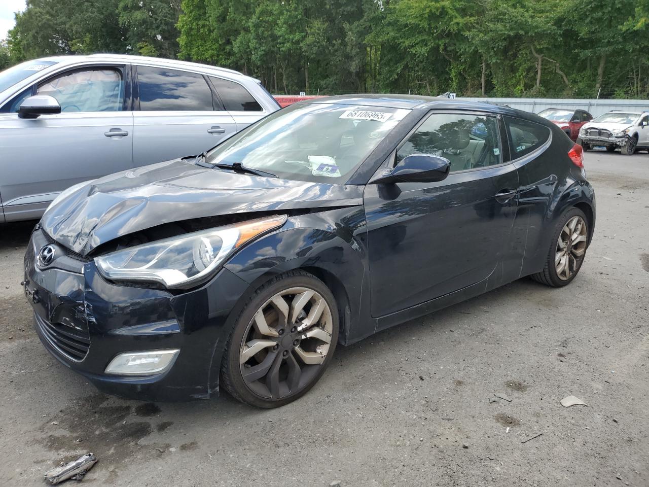 HYUNDAI VELOSTER