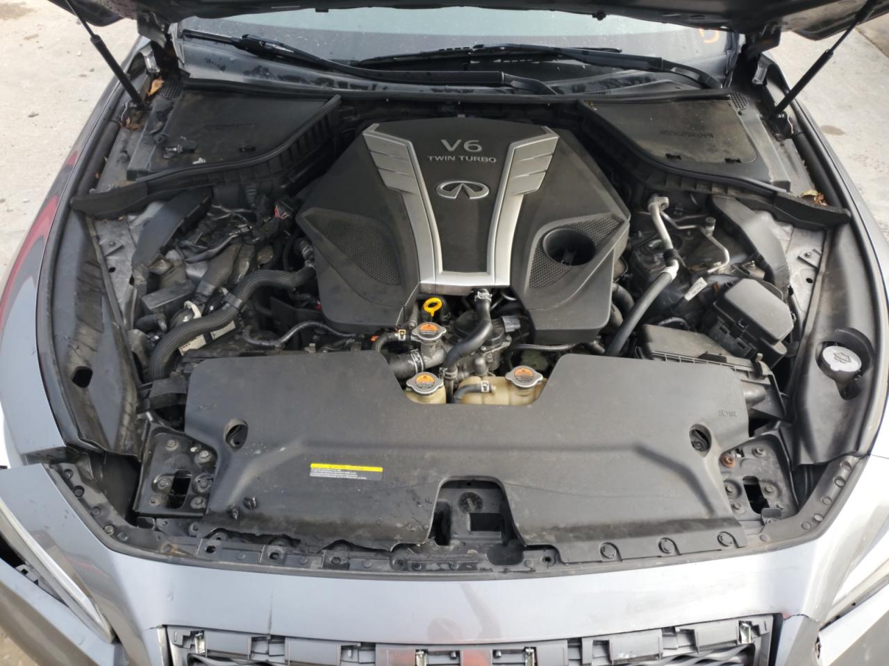 INFINITI Q50 PREMIUM